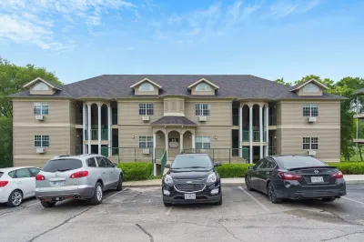Holiday Ridge Retreat Duo - Holiday Hills Branson - Golf Resort - Outdoor Pools