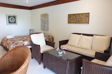 Accommodation Near Mae Ramphueng Beach Sea San Sun Condominium