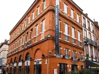 Hotel Ours Blanc - Centre Hotels near Pierre Goudouli Garden
