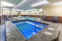 Fairfield Inn & Suites Aberdeen, SD - Hot Tub