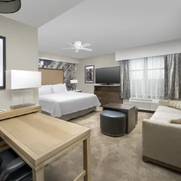 Homewood Suites by Hilton Austin Downtown