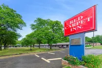 Red Carpet Inn Garfield Heights - Parkplatz