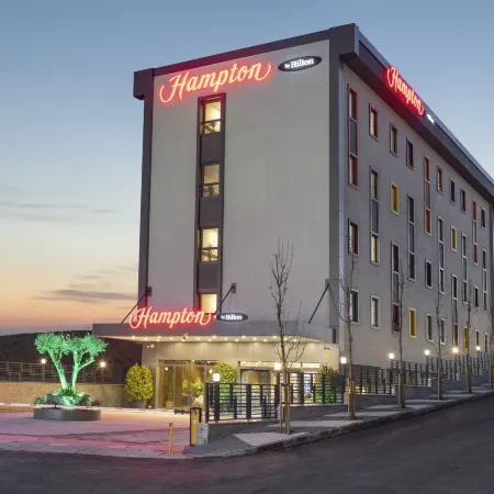 Hampton by Hilton Istanbul Arnavutkoy Отели рядом с Аэропорт Стамбул