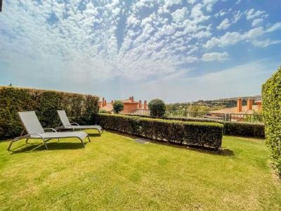 Luxury Ground Floor Apartment with Spa Facilities