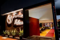 Hotel Serene Palace Отели в г. 