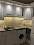 Stylish 1 Bed Apartment with Sea views