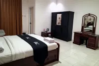 The Garden Hotel Hotels in East Kota