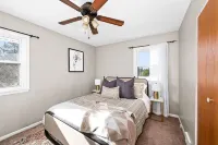 Buffalo Bliss - Near Universities and Natural Areas-Large Deck and Backyard