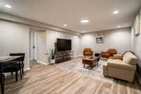 Ultimate Family Escape - 5BR 2.5BA - 2 Living Rooms