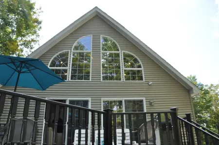 Take me to the Trees! Lakefront on Autumn Lake, 3min to Salmon River