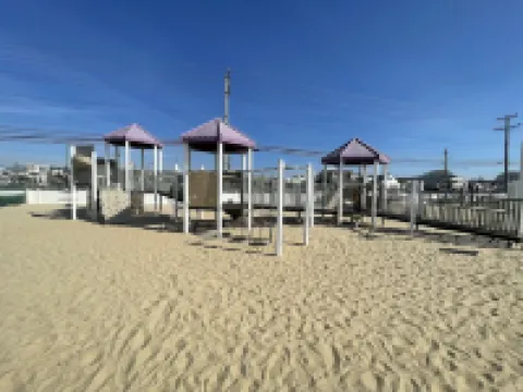 Sunset Cove: Bayview, fantastic location, close to everything Hotels in Long Beach Township