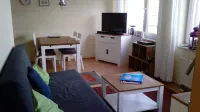 Quiet, yet centrally located apartment with lake view