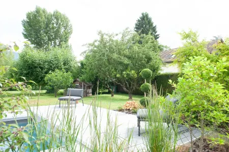 Contemporary house with private pool between lake and mountains - Wifi