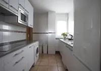 Bright apartment in Conil, quiet area with sea view.