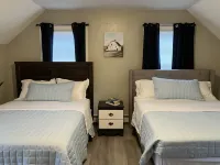 2-Bedroom Apt Sleeps 7! - 1/4 mile to Beach! - Homestays