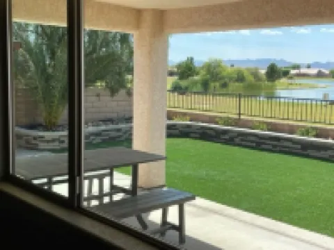 SPECTACULAR SUNSET VIEWS- FABULOUS POOL AND SPA HOME! Hotels in Mohave Valley