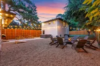 Stylish Home Hot Tub & Game Room near AT&T, Globe Life, UTA - Bungalows