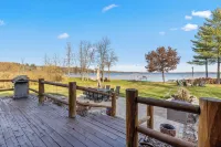 MillMann's Lodge on Dam Lake SaunaPontoonSwim GAME ROOM