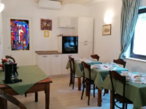 5 minutes from the sea, panoramic terrace and swimming pool - The cugnolo wagon Hotels in Fermo