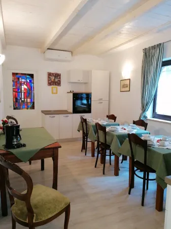 5 minutes from the sea, panoramic terrace and swimming pool - The cugnolo wagon