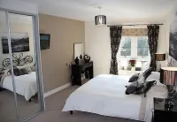 Luxury riverside apartment between Lake District and Yorkshire Dales 켄달 주변 호텔