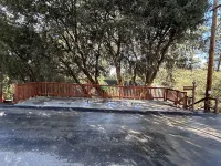 Idy Hideaway: Picturesque Mountain Cabin in Perfect Location