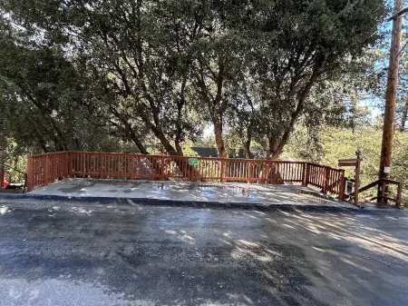 Idy Hideaway: Picturesque Mountain Cabin in Perfect Location