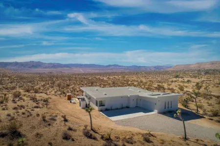 The Om Temple in Joshua Tree - A Sanctuary to Escape & Heal