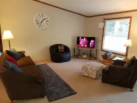 Clyde's- Easy Lake Access-Lots of Wildlife!