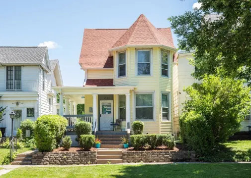 Charming Victorian 2 min downtown, close to Palmer