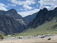 Beautiful 3 bedroom house located at the foothills of the Rocky Mtns in Clark WY