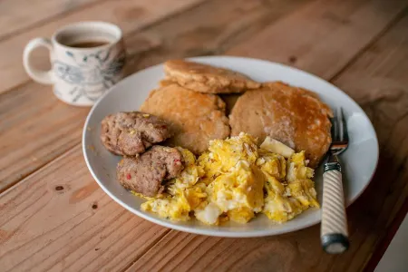 Picturesque Cottage on a Beautiful Farm