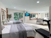 Angel pines Farmhouse