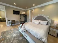 Lakeview Retreat: Dock, Boat Slip, Spacious for multi-family