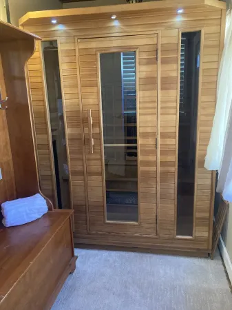 Gingerbread Retreat Rejuvenating Respite - Infrared Sauna - Yard