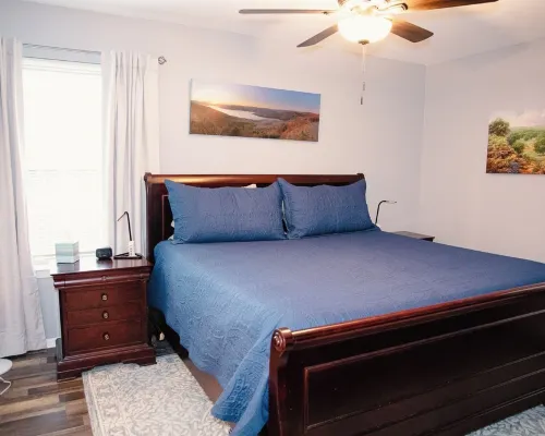 Cottage with hot tub! Hotels in Terrell