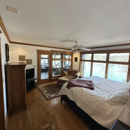 Lakeside Luxury: Experience Tranquility in Our Remodeled Lake House