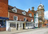 Gorgeous 2 bedroom Kintbury cottage with garden