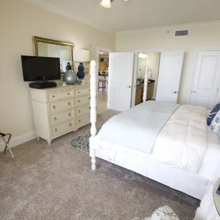 Open Dates for 2026- Book Now! Stunning Seaglass-3 Br-3 Bath Huge Luxury Condo!