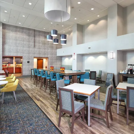 Hampton Inn & Suites Tucson East/Williams Center