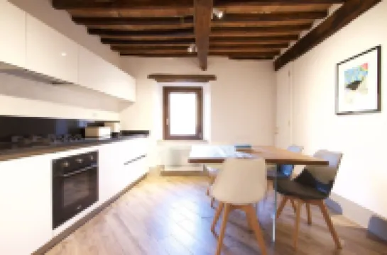 Elegant apartment with garden view and rooftop terrace