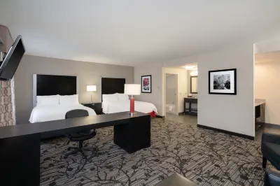 Hampton Inn & Suites Roanoke Airport Hotels in Roanoke