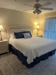 St. James Peaceful Villa. Short distance to the beach, Southport and Oak Island