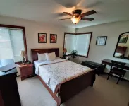 Olympic Nat. Park, Victoria ferry, 6 Adults, Dogs OK see below