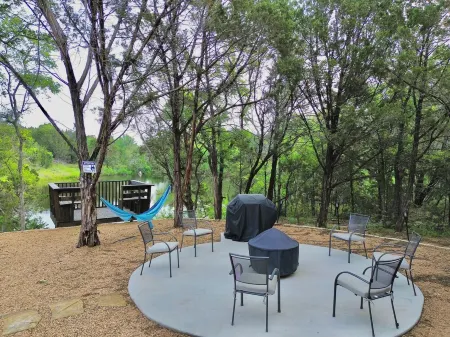 Scenic Retreat W/ Playground & Grilling