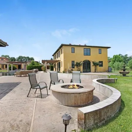 Villa Colibri, by Vinifera Homes