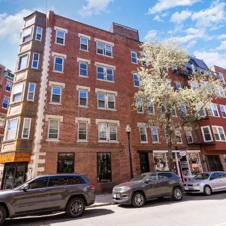 Exquisite North End 1brm