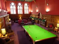 Major's Apartment in Loch Ness Abbey with pool, gym, tennis and more!