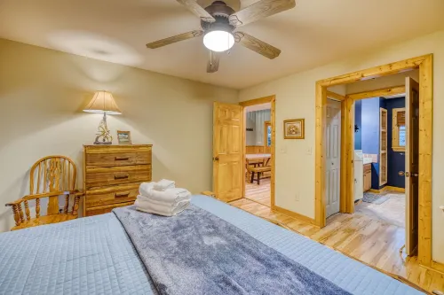 Secluded Coosawattee Cabin w/ Hot Tub- Summer Sale!