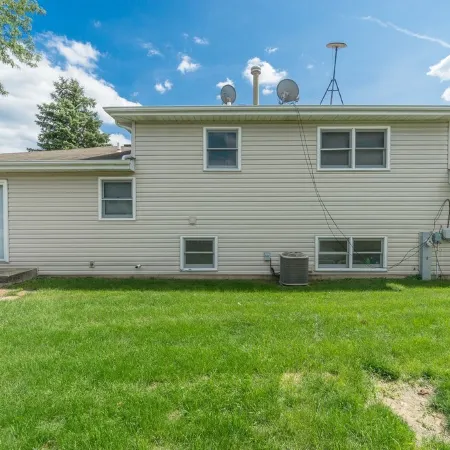 Great Value 3Br 2.5BA Game Rm Free Park, Safe Area